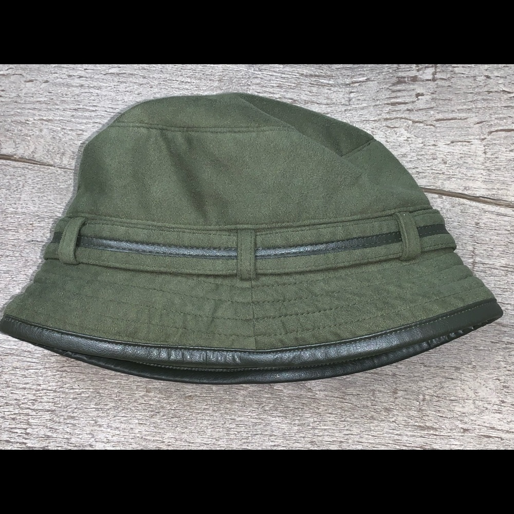 Orvis Bucket Hat NWOT Forest Green